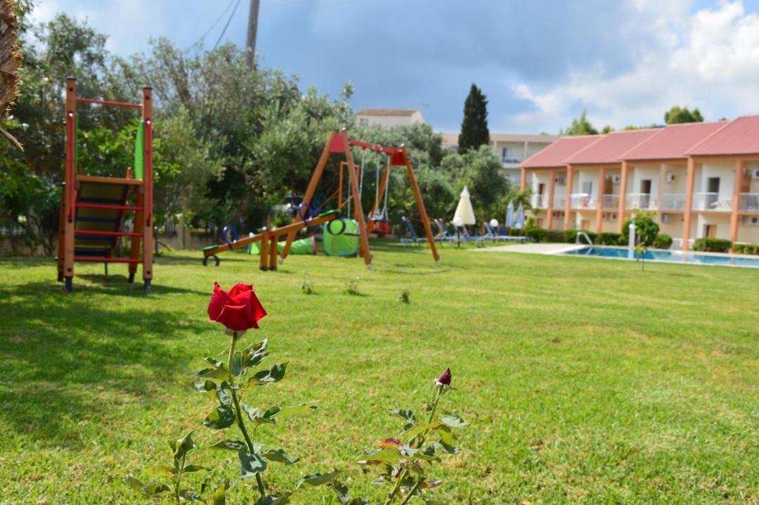 Photo of Others in Messonghi