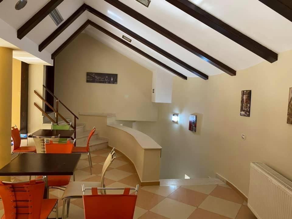 Photo of Livingroom in Korce