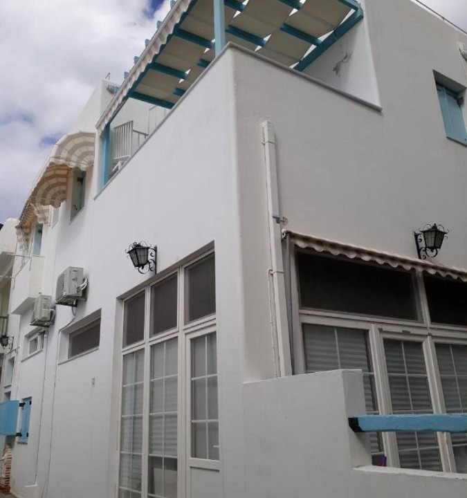 Photo of Buildings in Kini