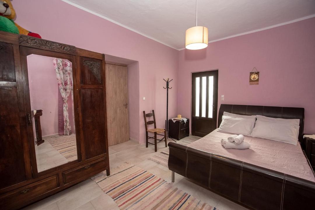 Photo of Bedroom in Tsikalaria