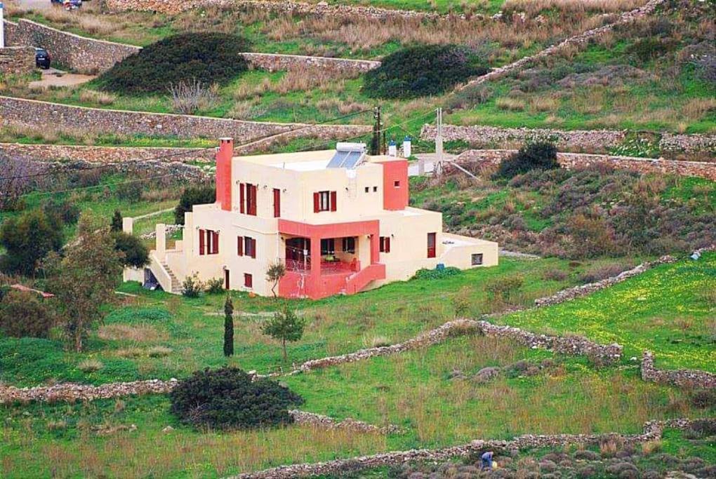 Photo of Buildings in Parakopi