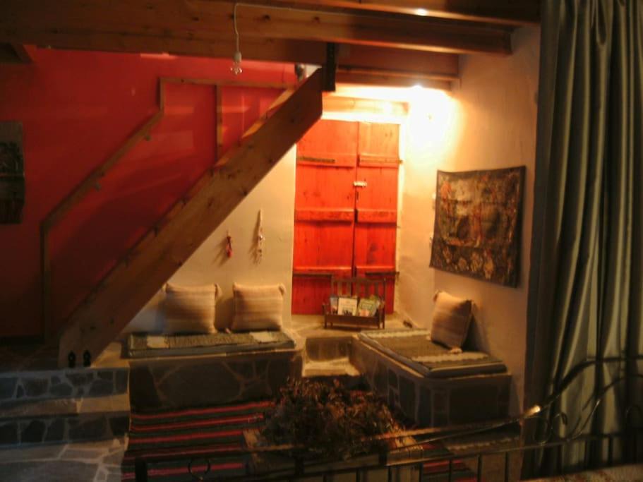 Photo of Livingroom in Thalames