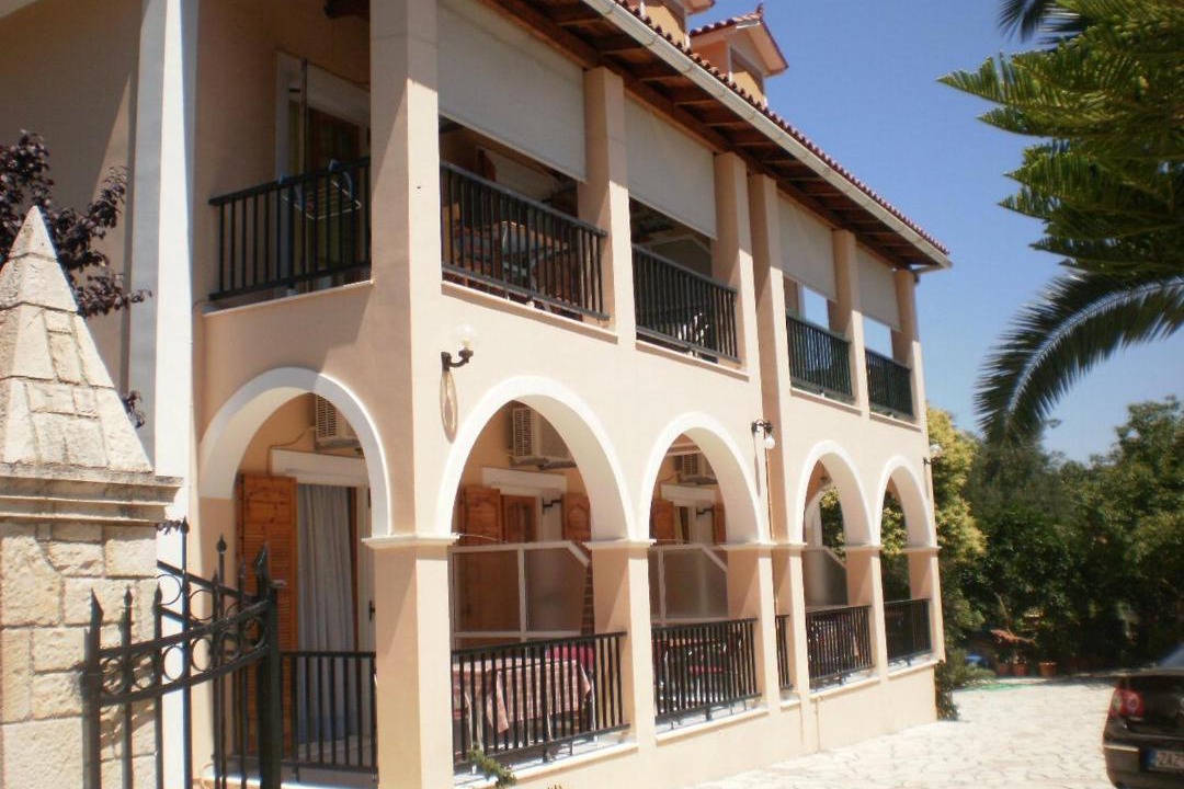 Photo of Others in Limni Keri