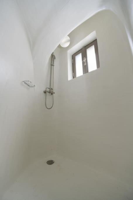 Photo of Bathroom in Oia