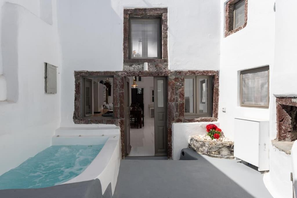 Photo of Others in Oia