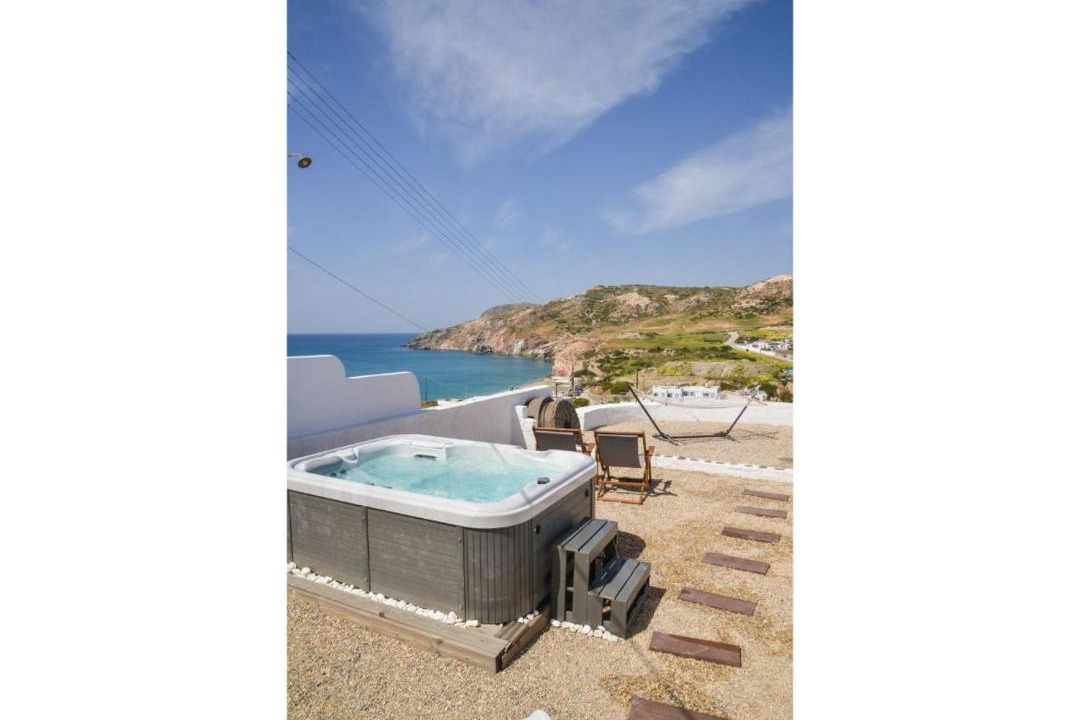 Photo of Others in Milos