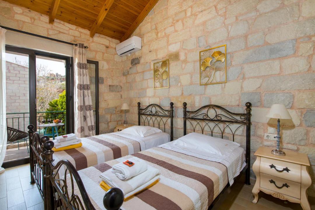 Photo of Bedroom in Kato Stalos
