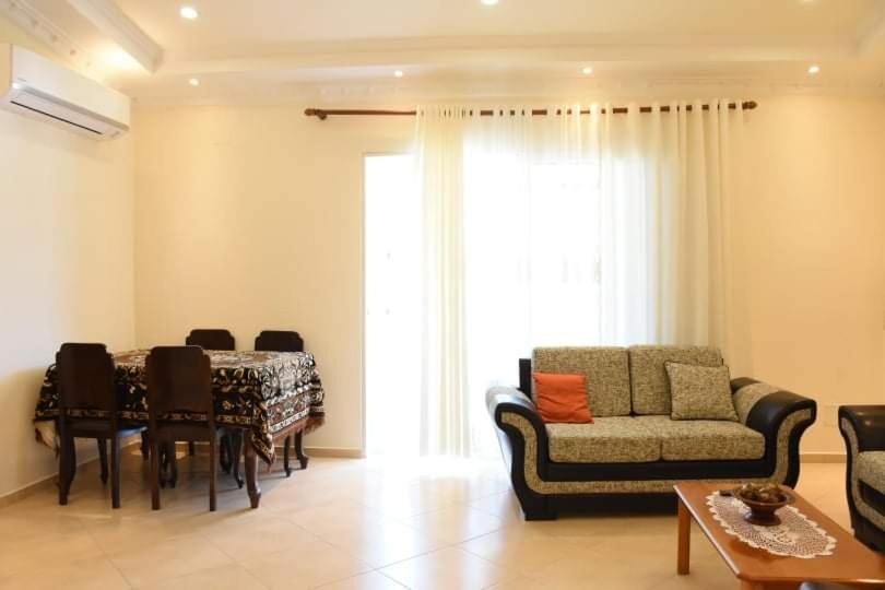 Photo of Livingroom in Permet