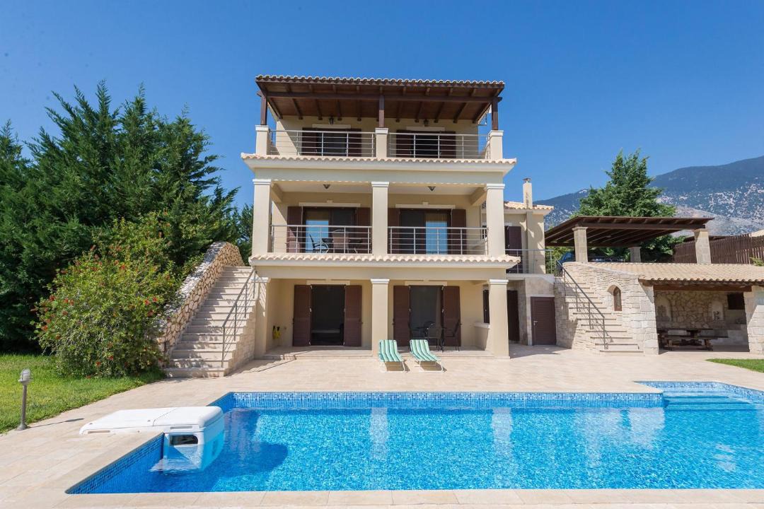 Photo of Outdoor in Karavados