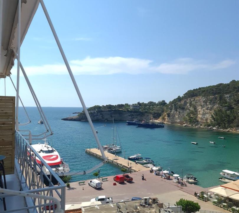 Photo of Patio Balcony in Patitiri