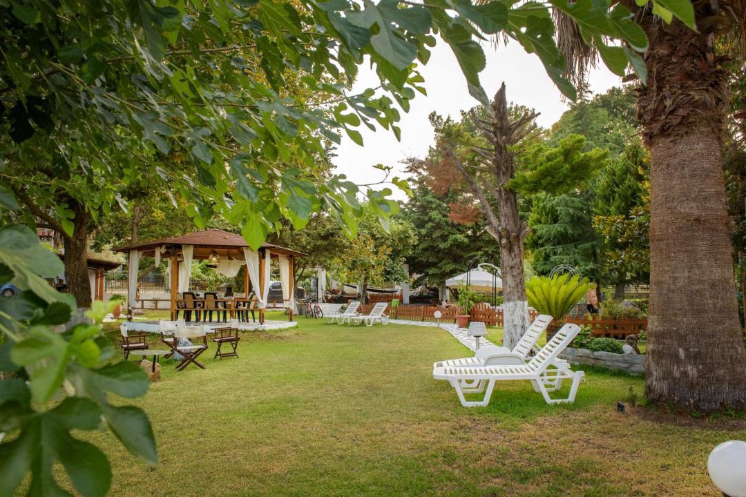 Photo of Others in Aristotelis