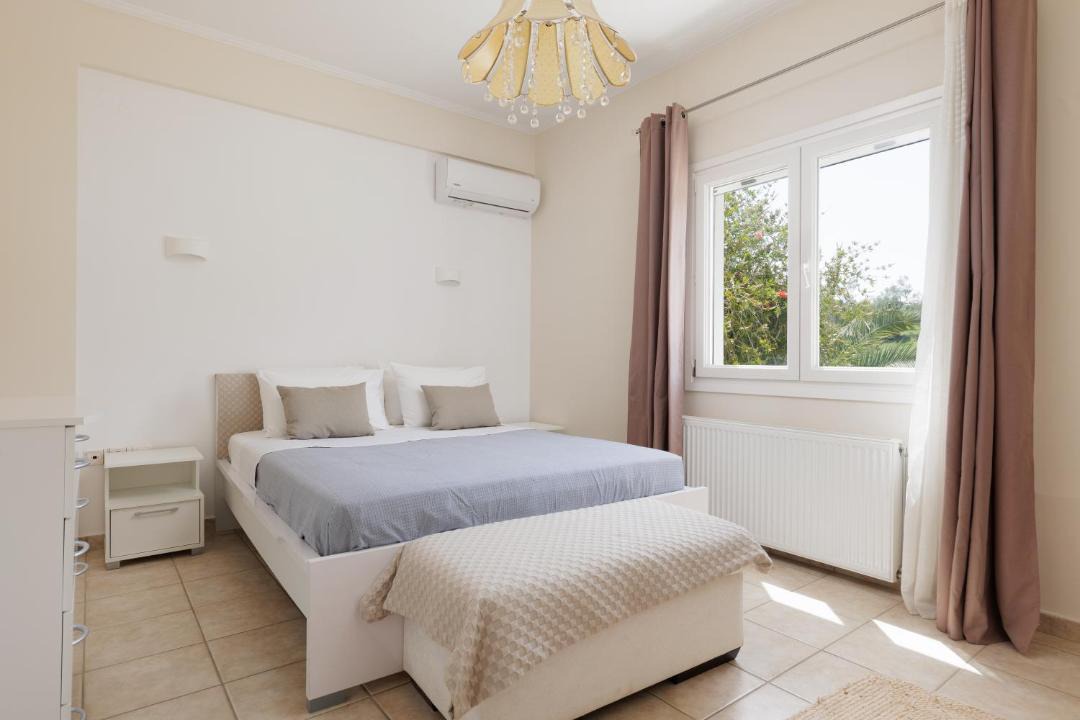 Photo of Bedroom in Parelia