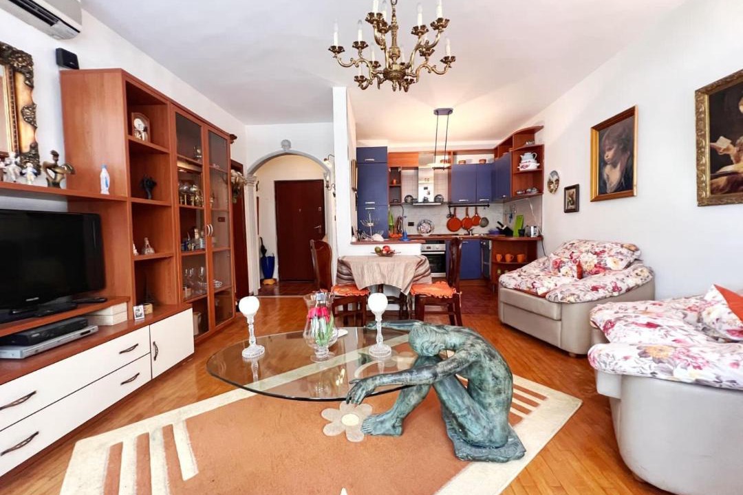 Photo of Livingroom in Blloku