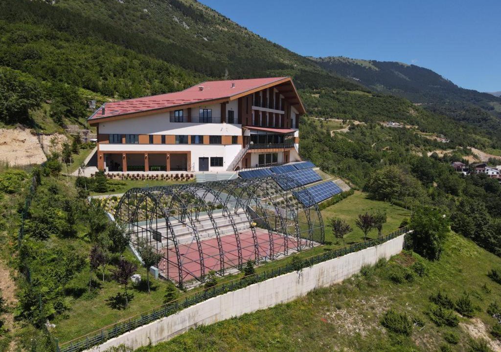 Photo of Others in Prevalla