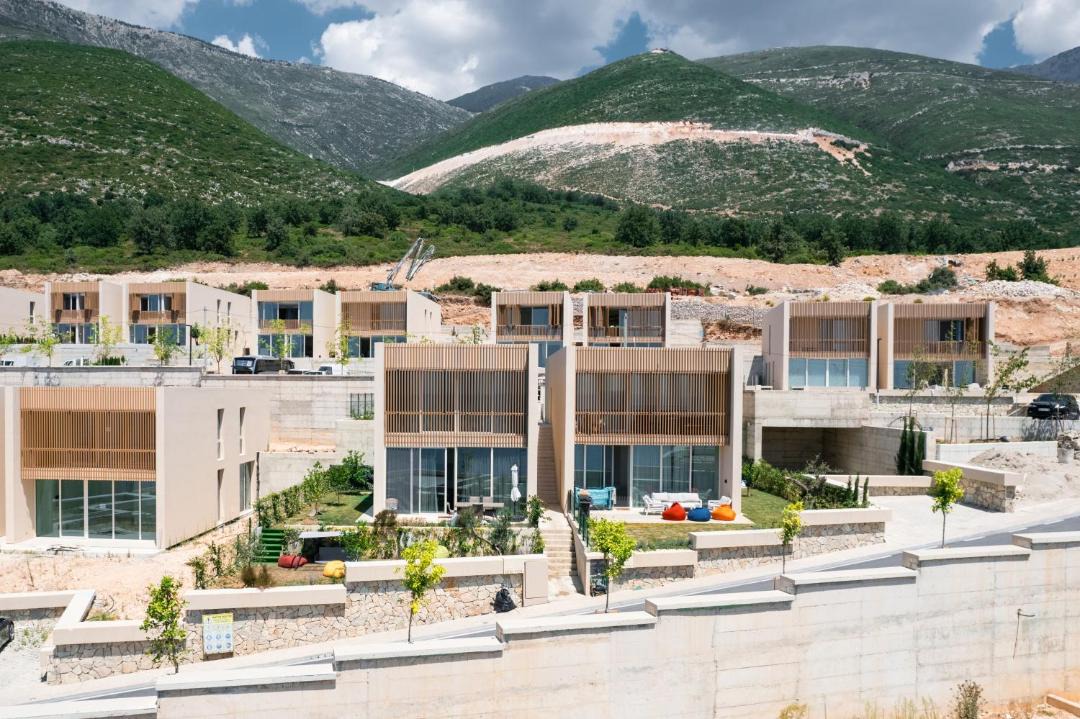 Photo of Buildings in Jala