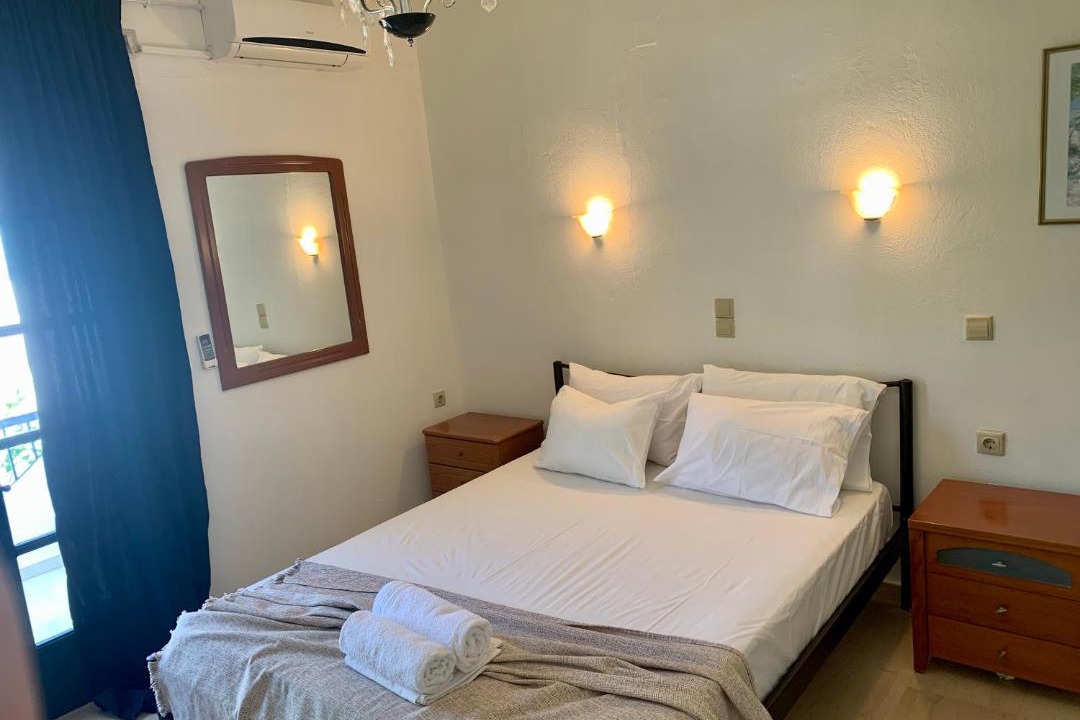 Photo of Bedroom in Anthousa