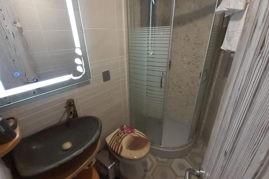 Photo of Bathroom in Potamia