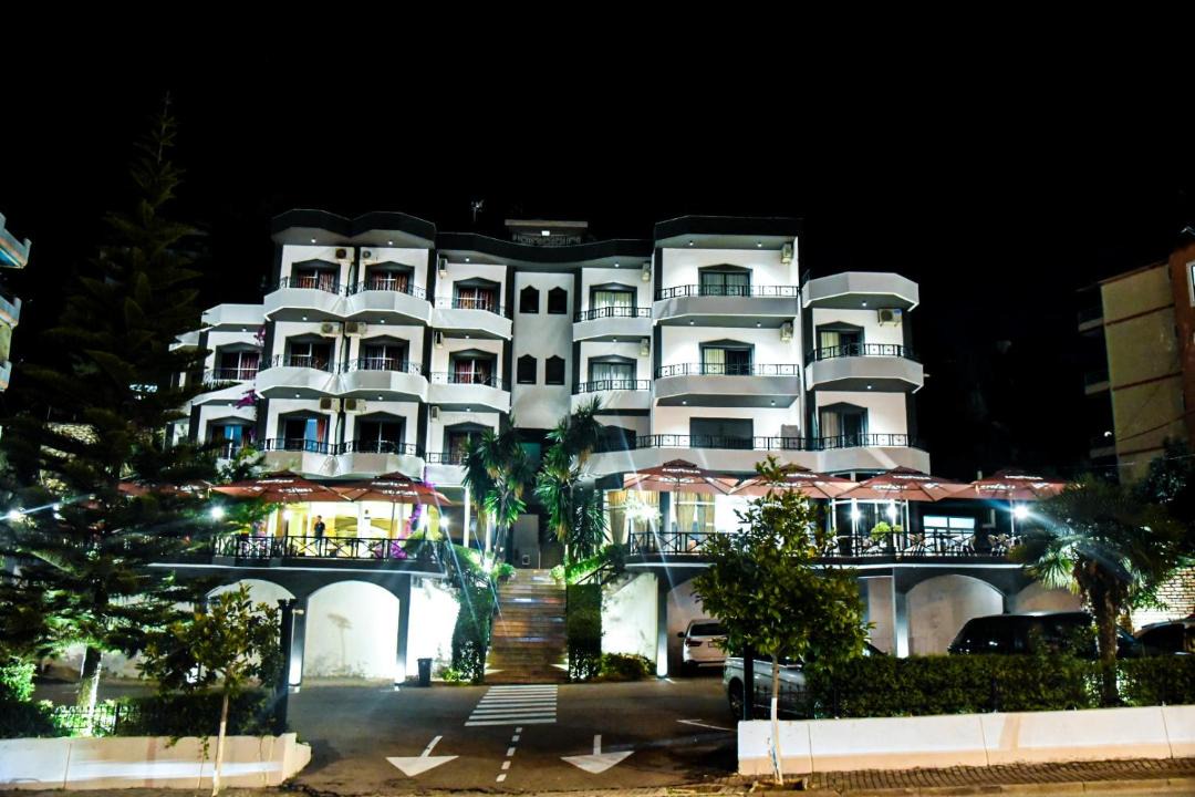 Photo of Others in Qafe e Gjashtes