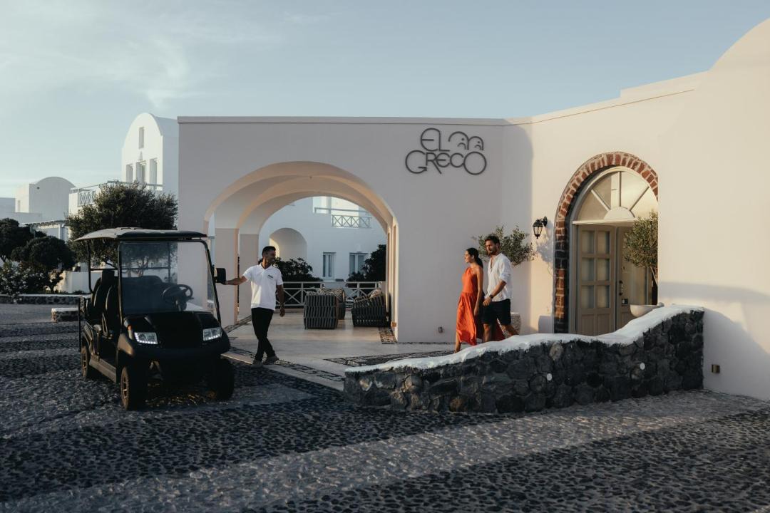 Photo of Others in Fira
