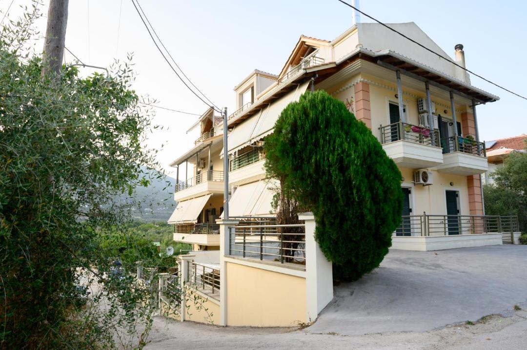 Photo of Others in Vassiliki