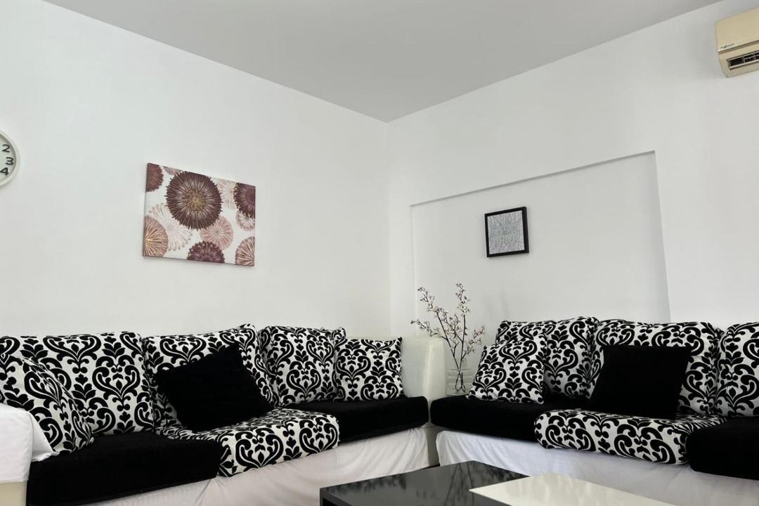 Photo of Livingroom in Golem