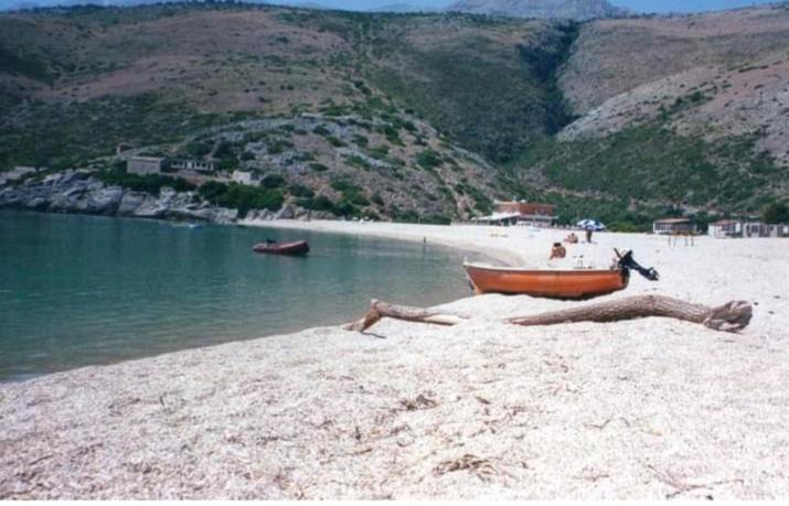 Photo of Human In Picture in Himare