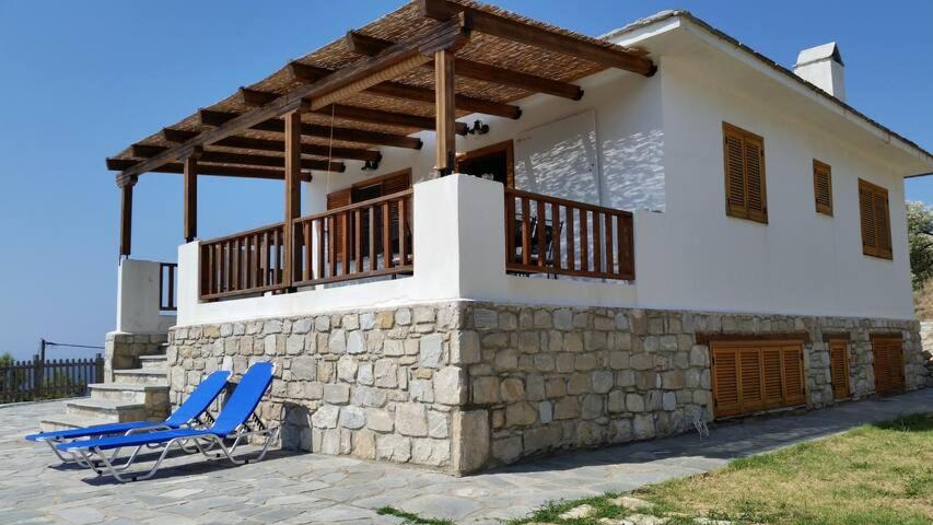 Photo of Others in Aliki