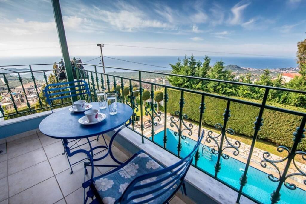 Photo of Patio Balcony in Lefktron