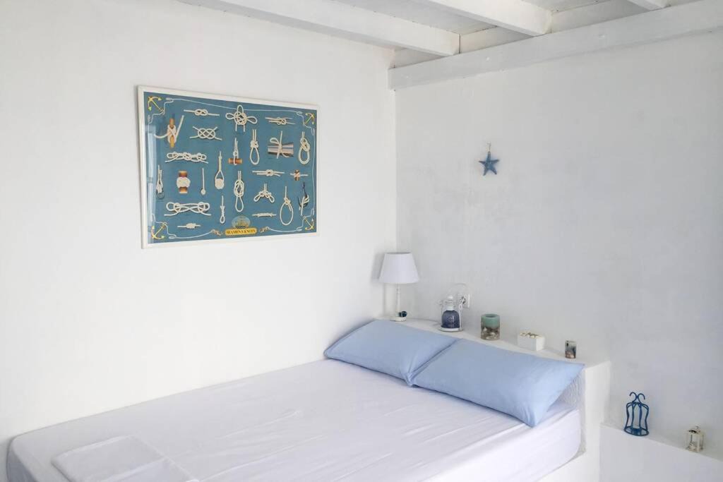 Photo of Bedroom in Imerovigli