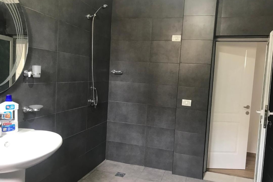 Photo of Bathroom in Elbasan