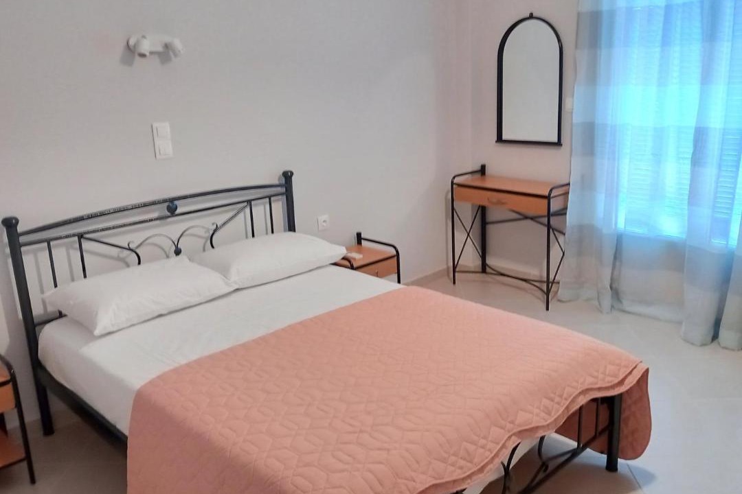 Photo of Bedroom in Lefkandi