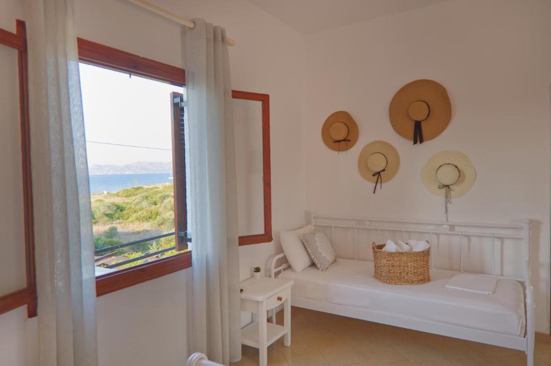 Photo of Bedroom in Milos