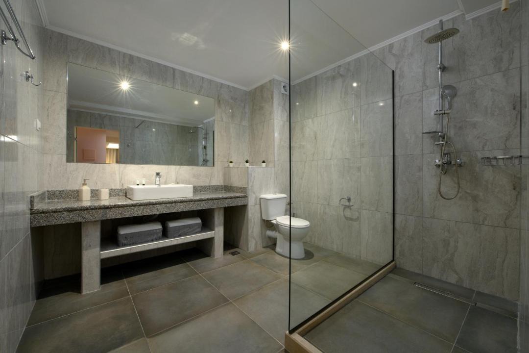 Photo of Bathroom in Benitses