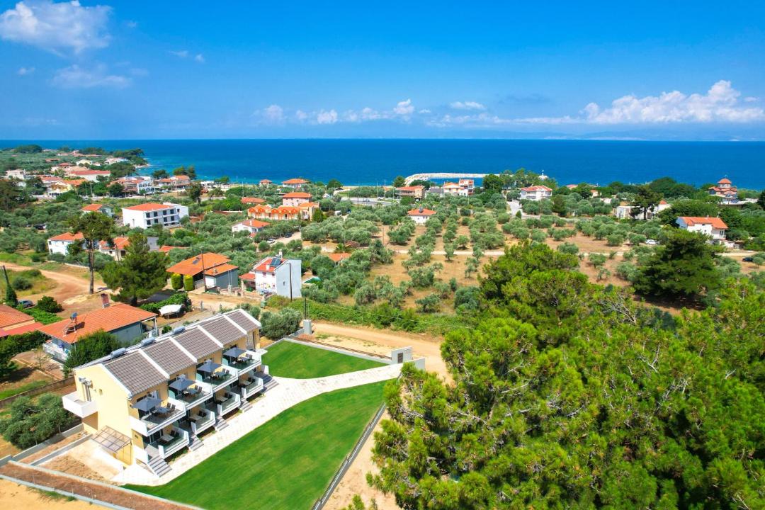Photo of Others in Skala Rachoniou