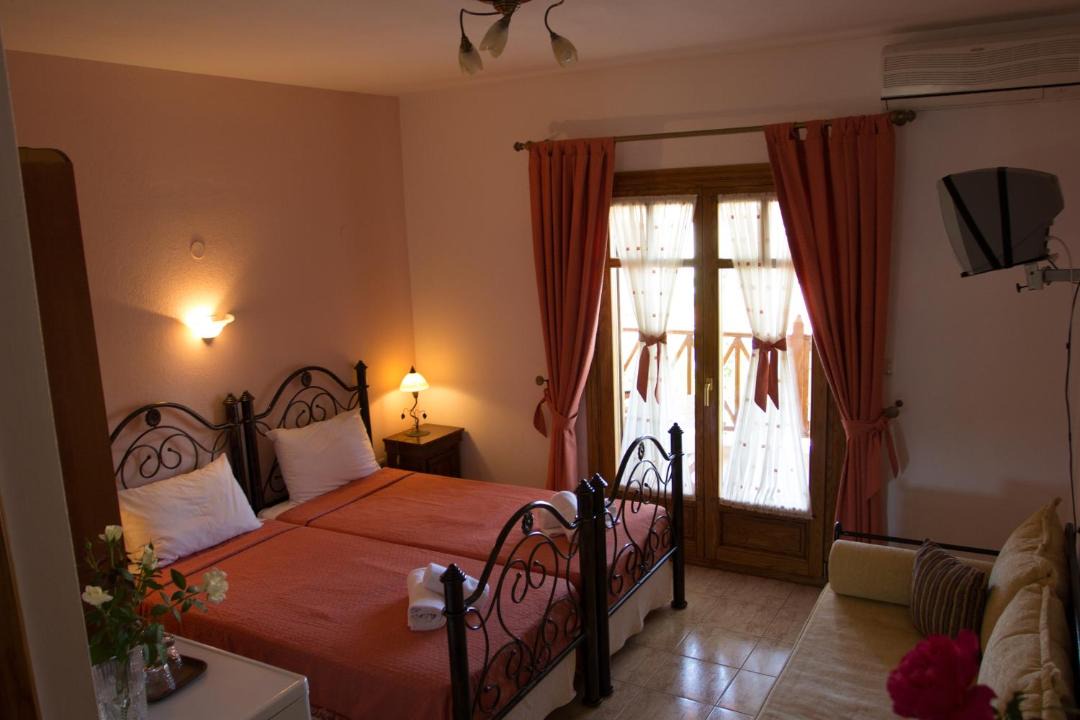 Photo of Others in Aristotelis