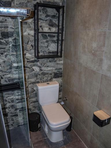 Photo of Bathroom in Vardaris
