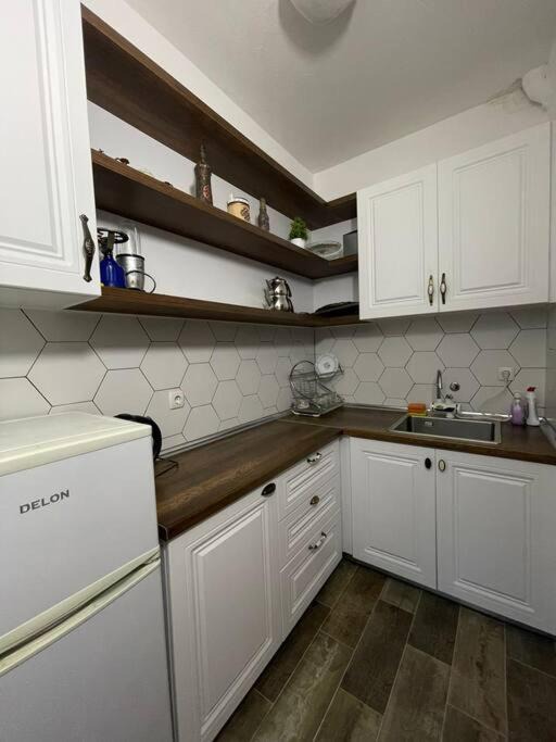 Photo of Kitchen in Mejë