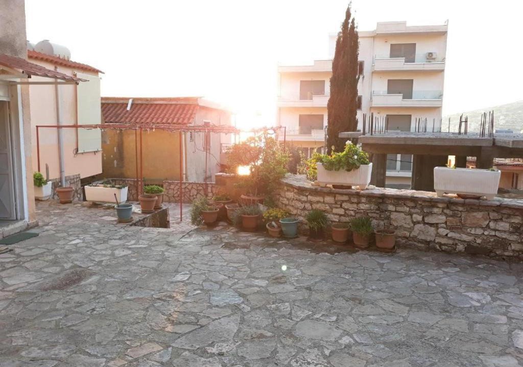 Photo of Buildings in Qafe e Gjashtes