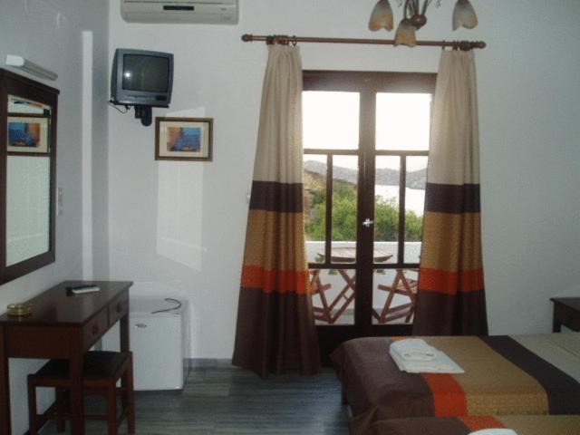 Photo of Livingroom in Ios Town