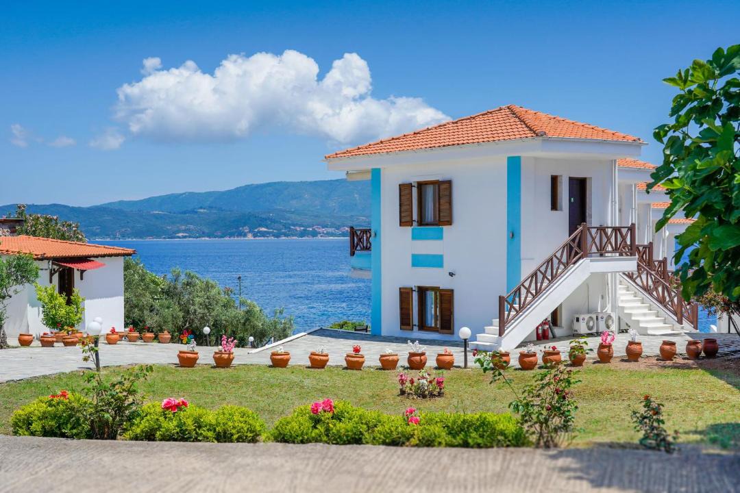 Photo of Others in Aristotelis