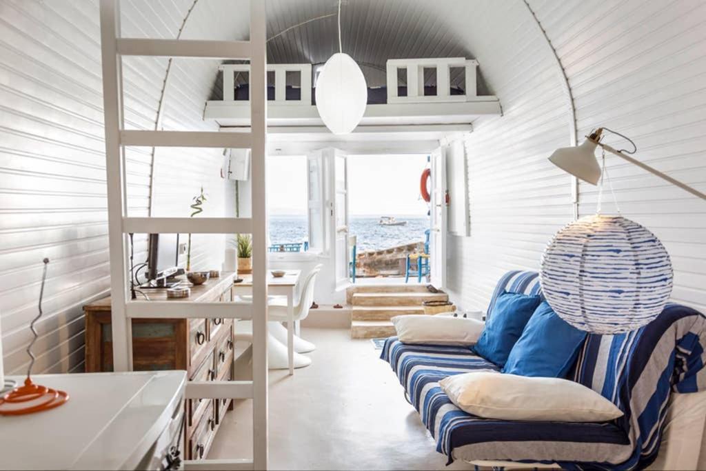 Photo of Livingroom in Oia