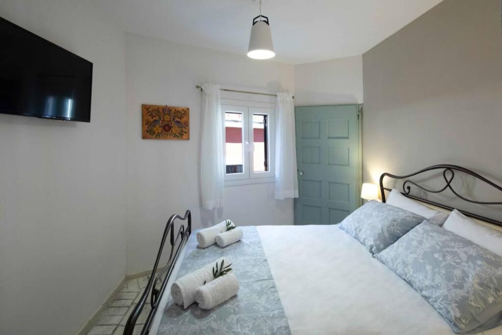 Photo of Bedroom in Paleokastritsa