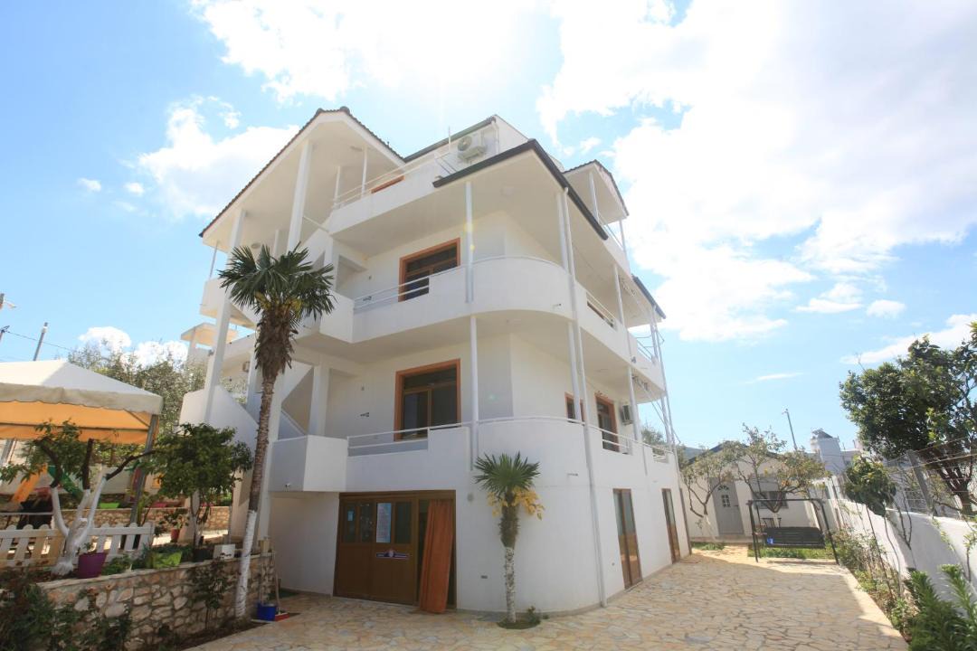 Photo of Others in Ksamil