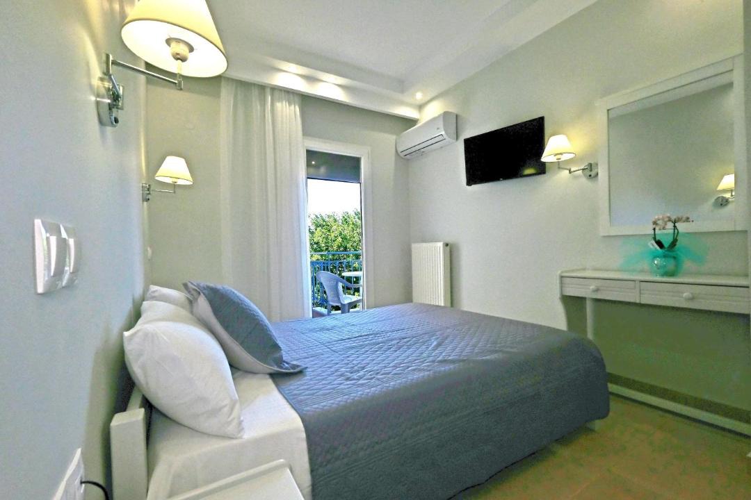 Photo of Bedroom in Myrina