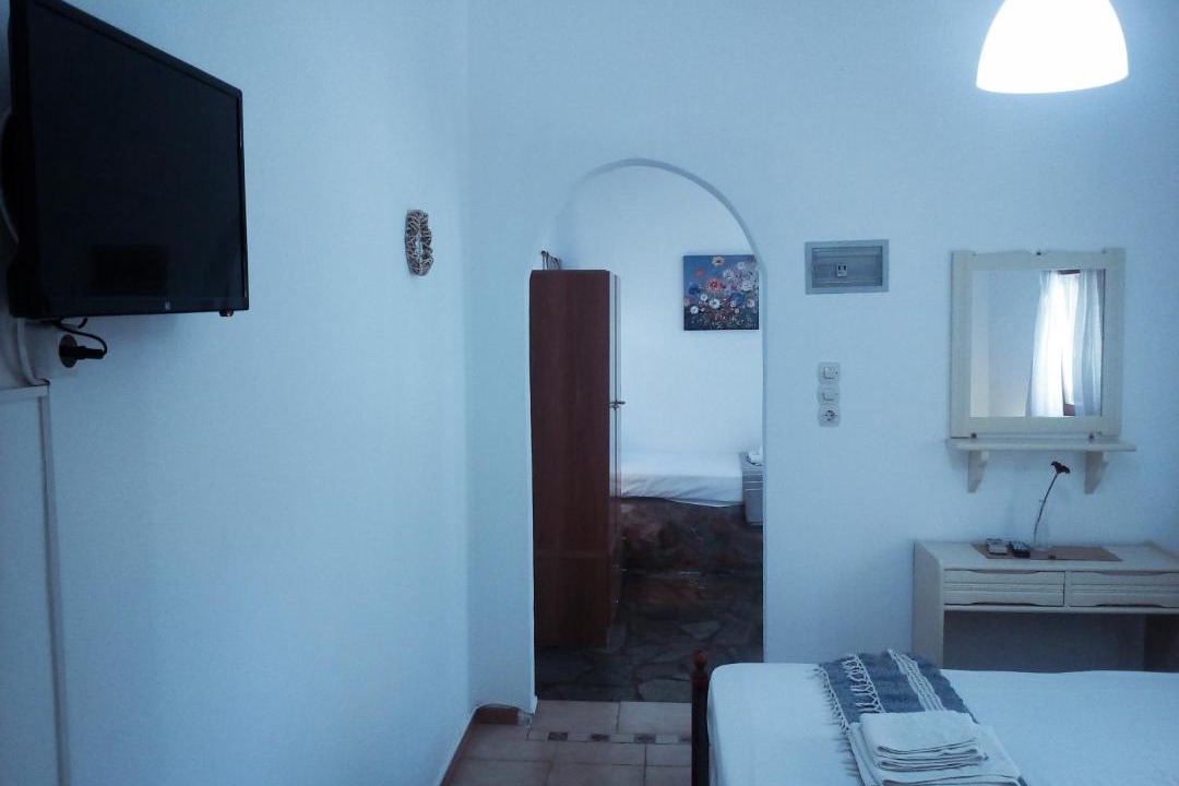 Photo of Others in Milos