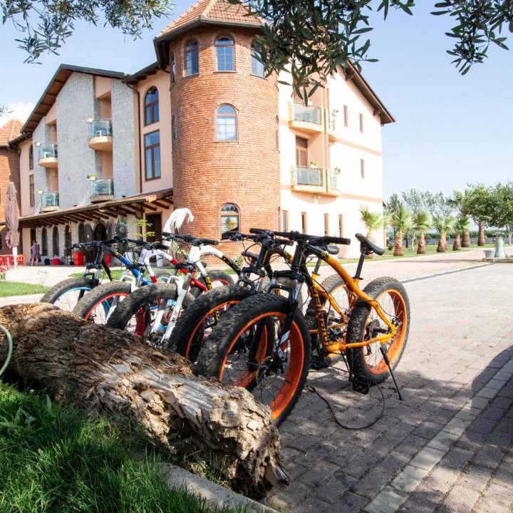 Photo of Others in Lezhe