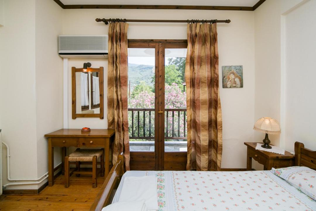 Photo of Bedroom in Kala Nera