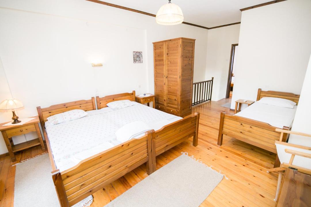 Photo of Bedroom in Kala Nera