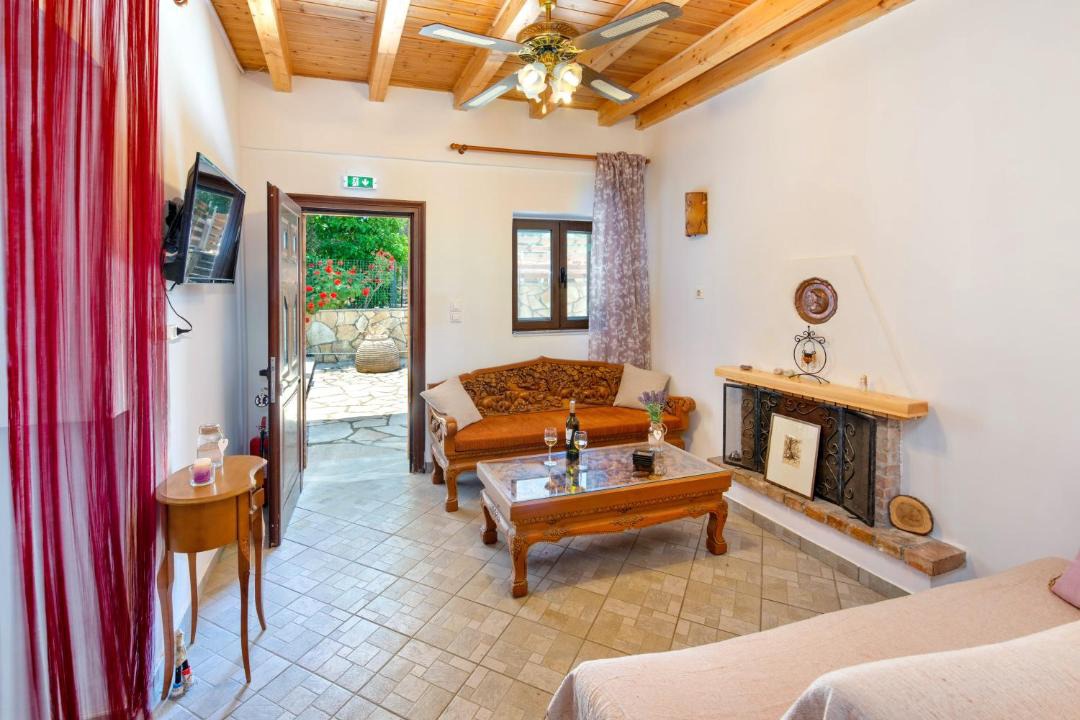 Photo of Livingroom in Katsimatika