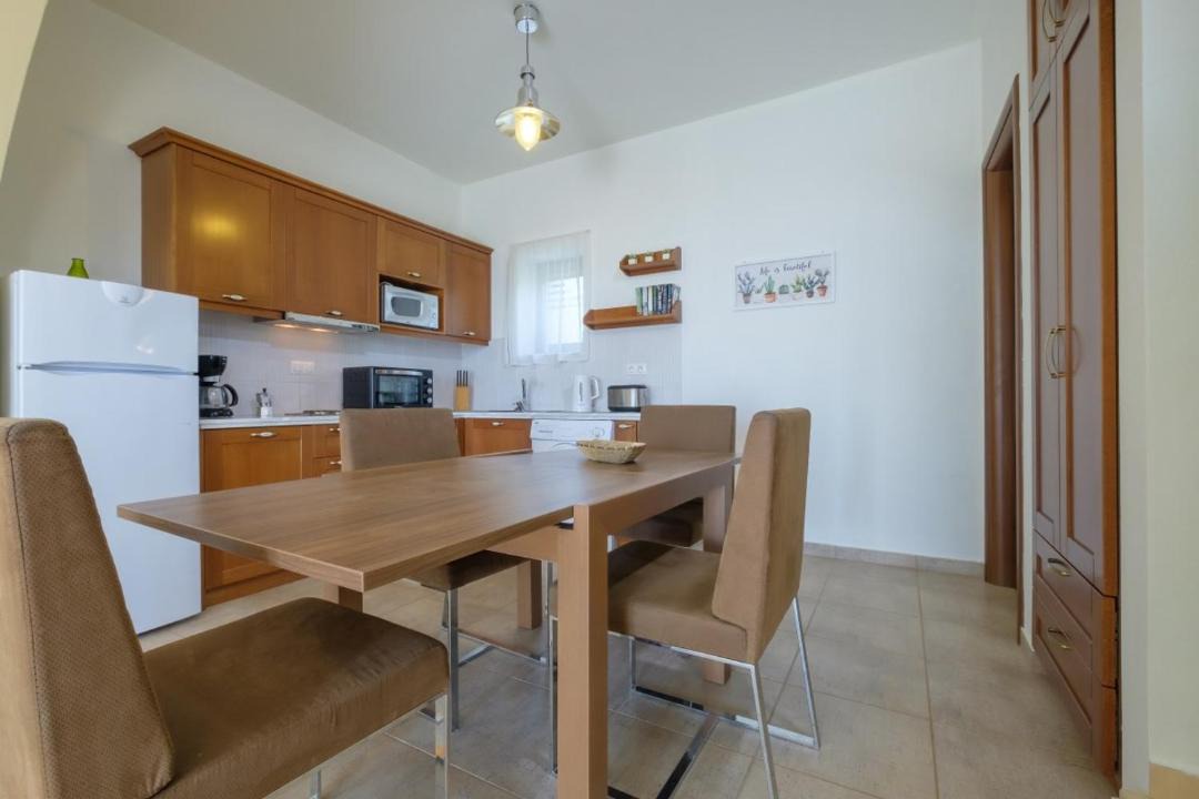 Photo of Kitchen in Lefktron